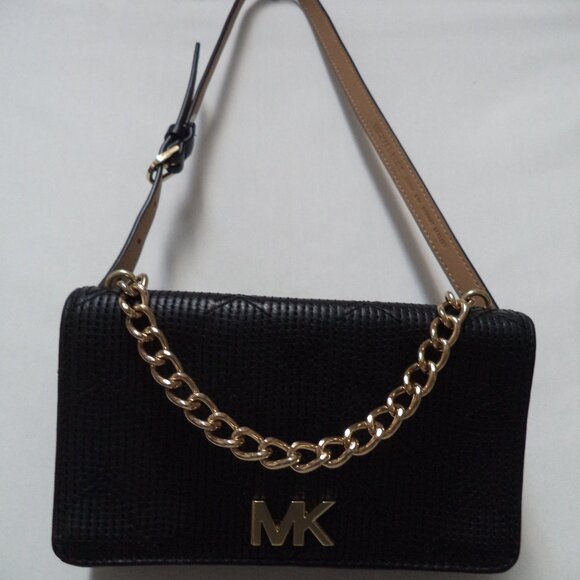 Michael Kors Leather quilted Belt Crossbody bag purse black Fanny Pack chain - Picture 2 of 13